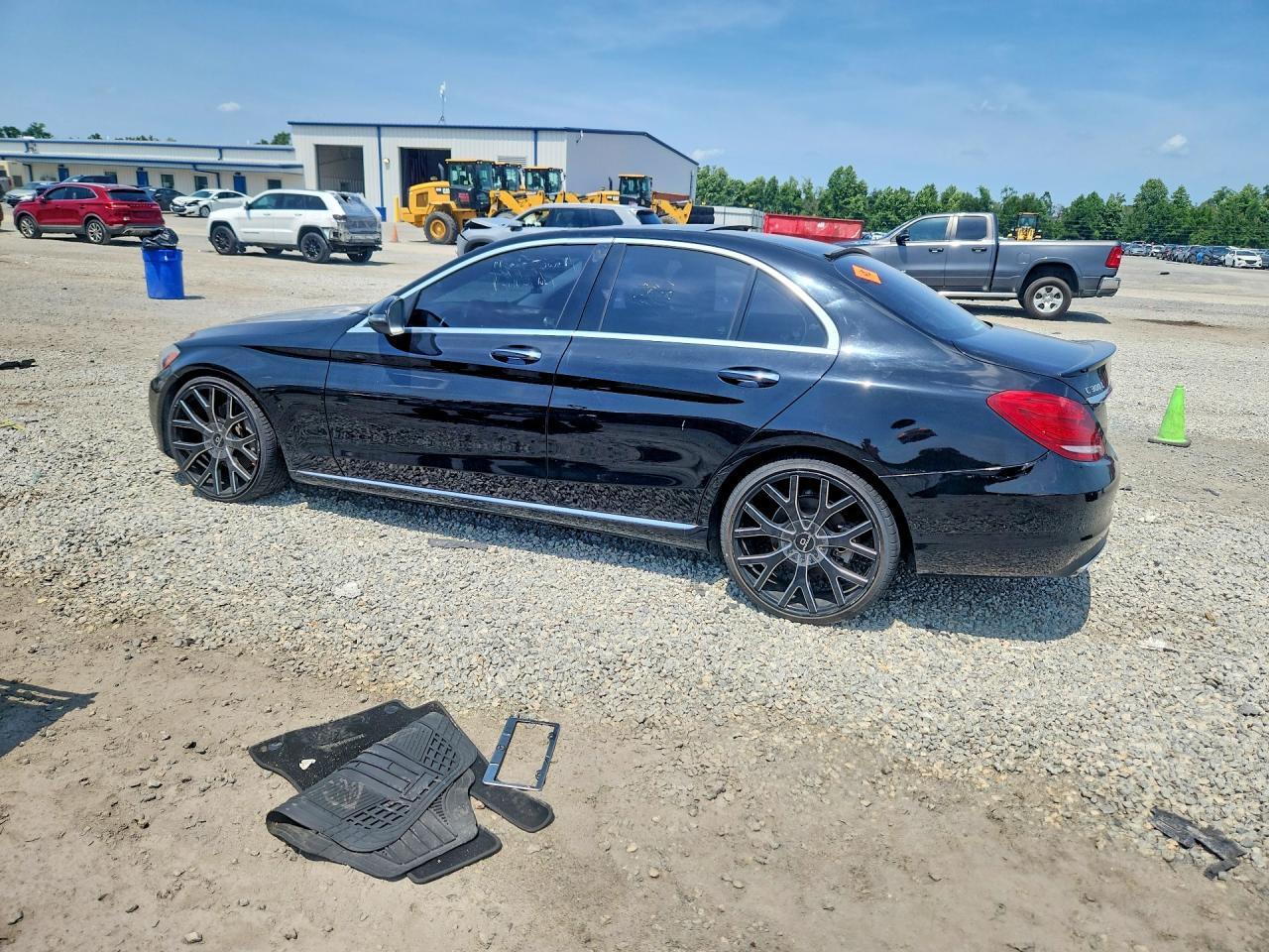 2016 MERCEDES-BENZ C 300 — Фото 2 из 12