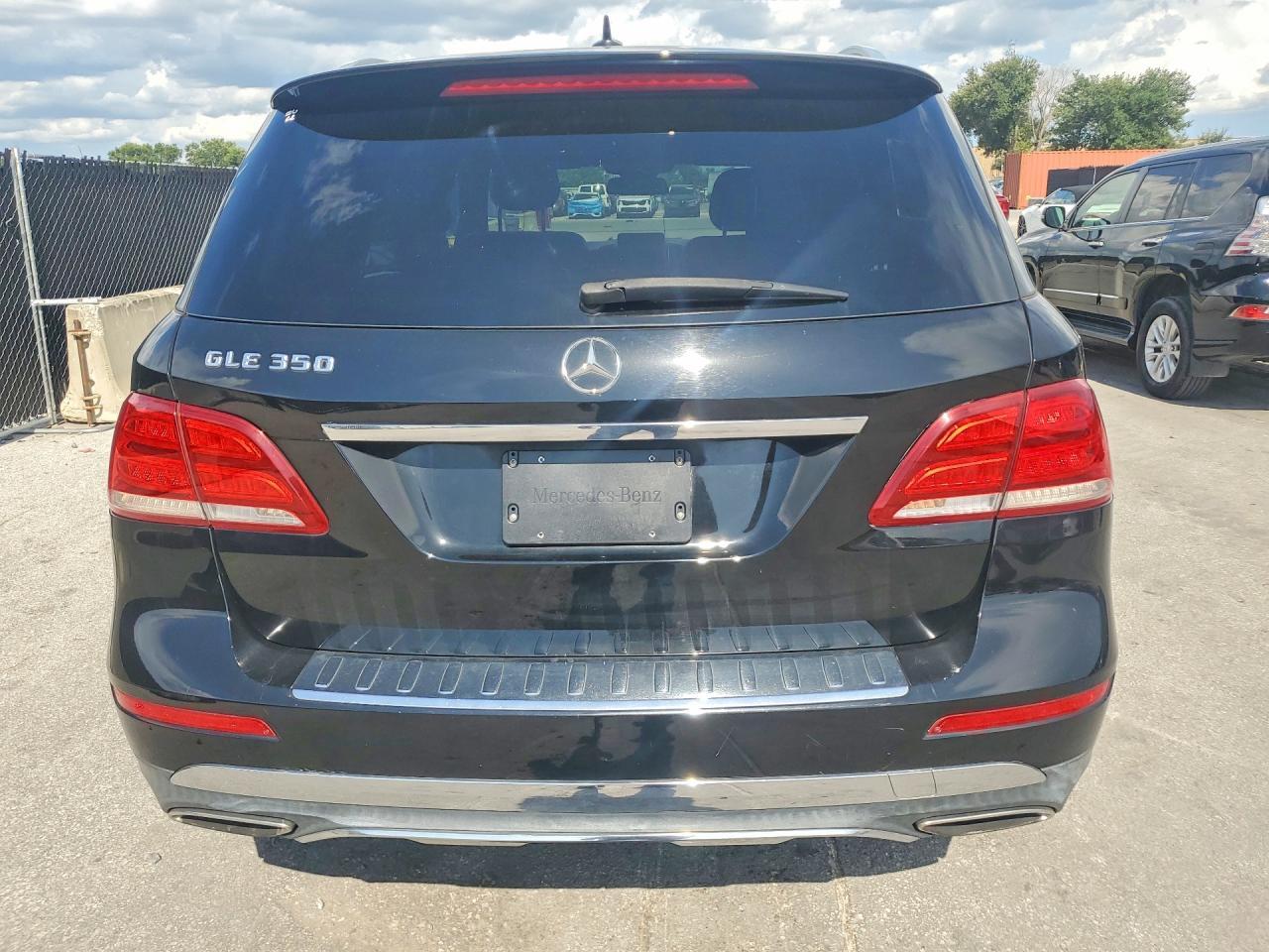 2016 MERCEDES-BENZ GLE 350 — Фото 6 из 13