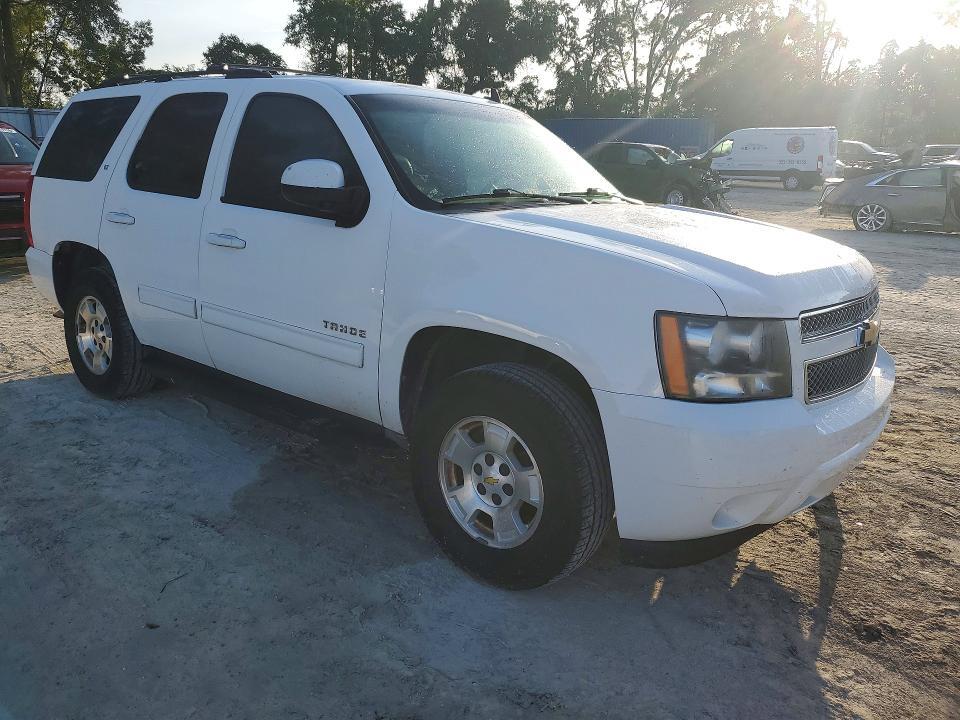 2013 CHEVROLET TAHOE C1500 LT — Фото 4 из 16
