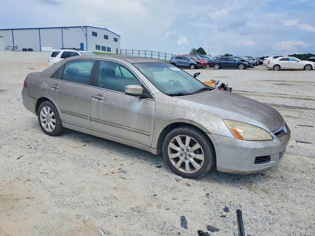 1HGCM665X7A072708 2007 HONDA ACCORD photo no. 4