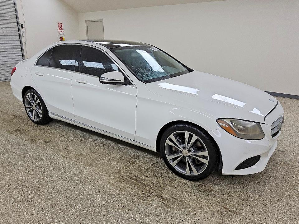 55SWF4JB7GU132070 2016 MERCEDES-BENZ C photo no. 4