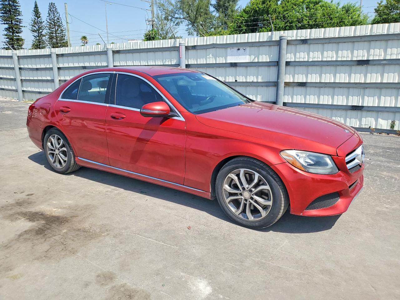 2016 MERCEDES-BENZ C 300 — Фото 4 из 12
