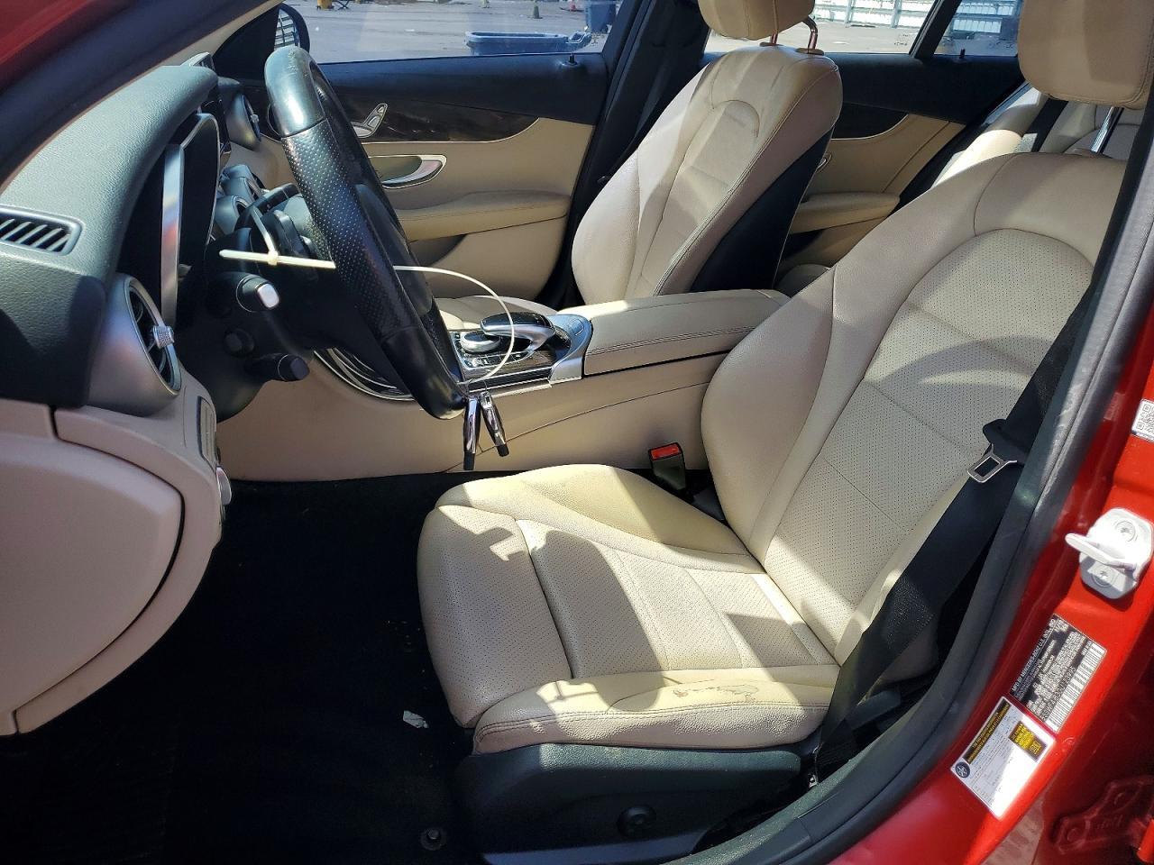 2016 MERCEDES-BENZ C 300 — Фото 7 из 12