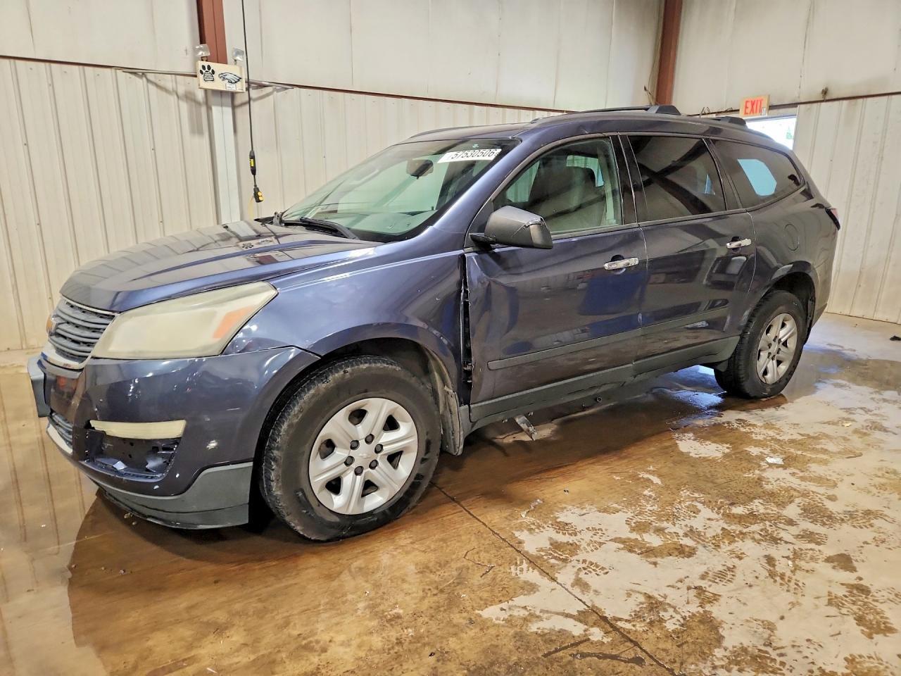 2013 CHEVROLET TRAVERSE LS