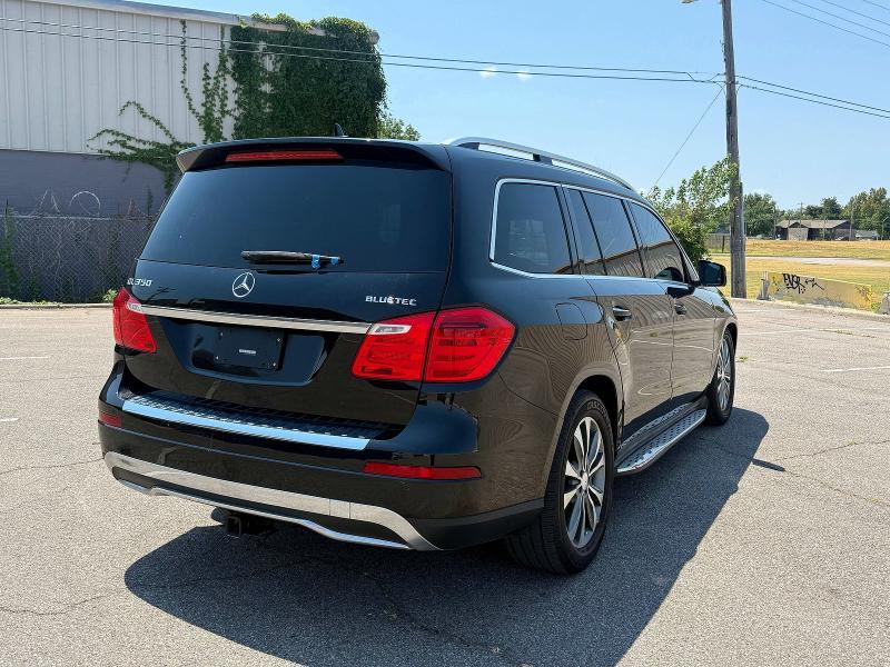 2016 MERCEDES-BENZ GL 350 BLUETEC — Фото 4 из 10