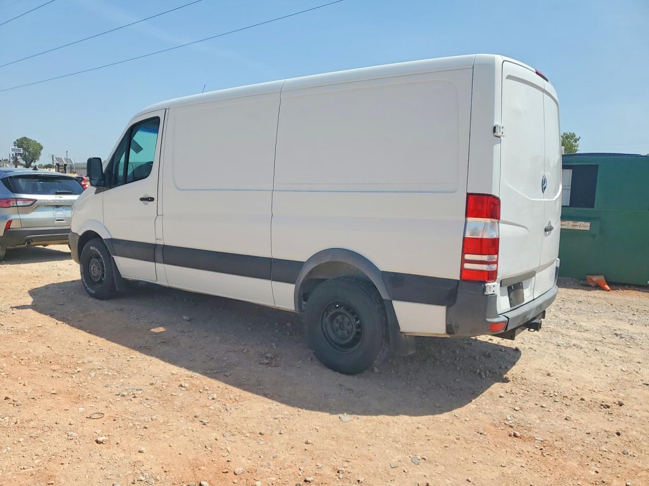 2016 MERCEDES-BENZ SPRINTER 2500 — Фото 2 из 13