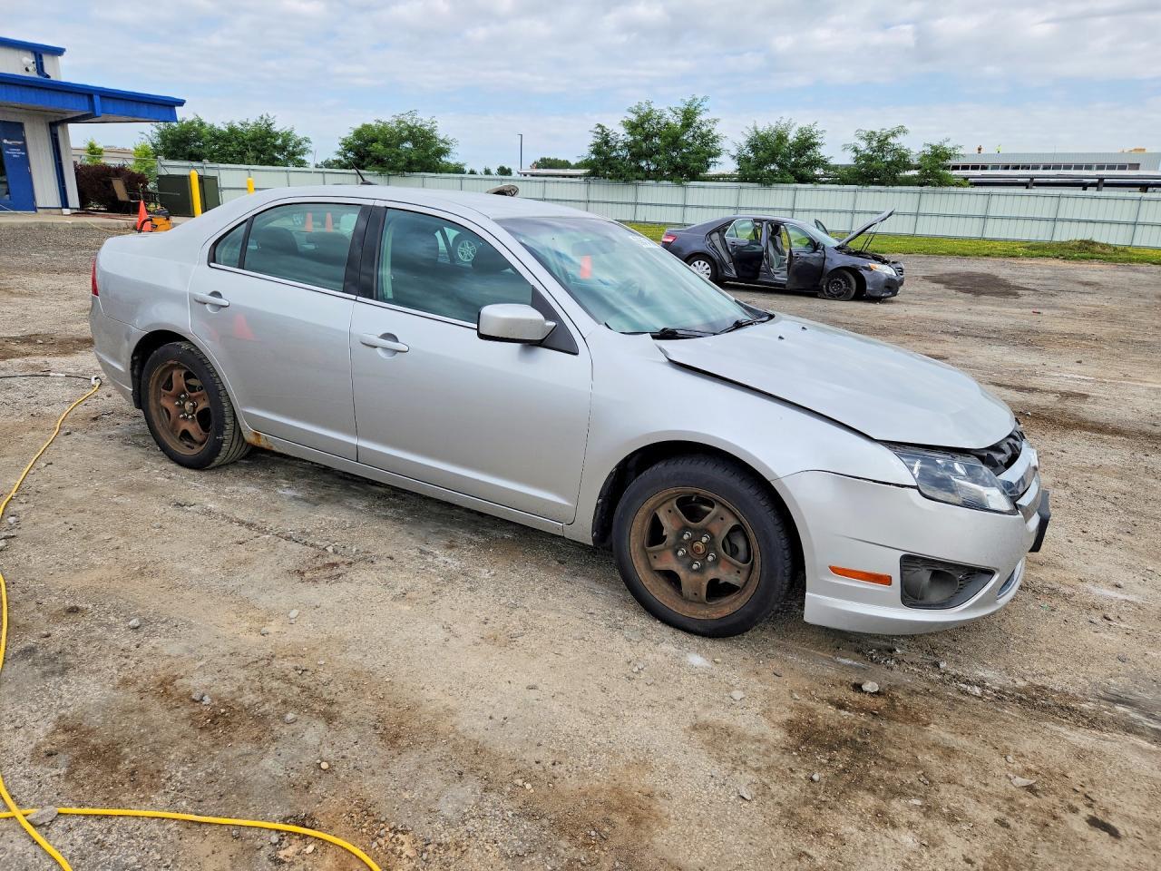 2010 FORD FUSION SE — Фото 4 из 12