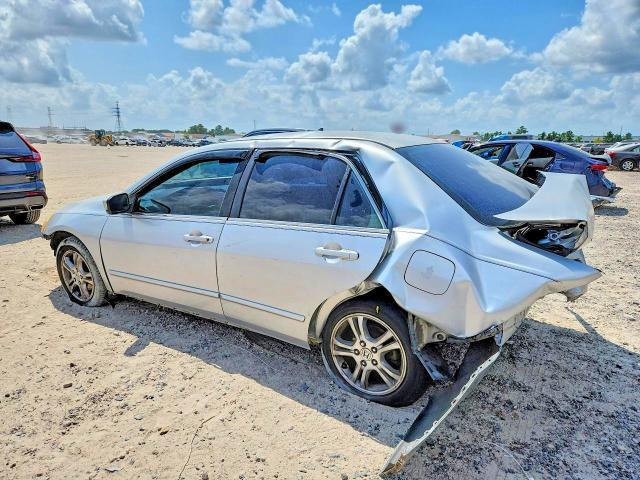 JHMCM56397C003907 2007 HONDA ACCORD photo no. 2