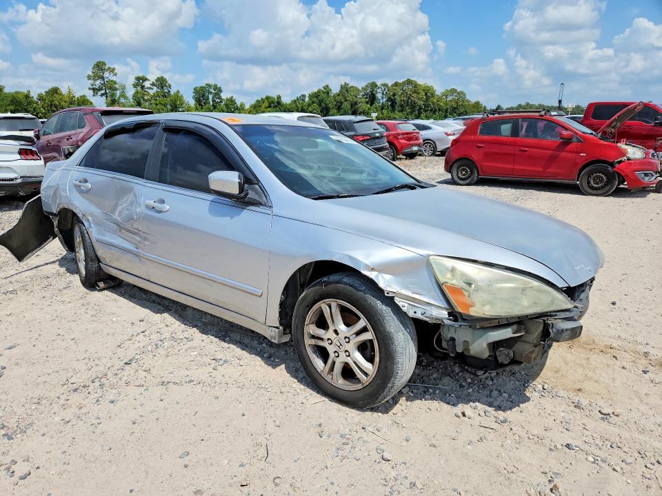 JHMCM56397C003907 2007 HONDA ACCORD photo no. 4