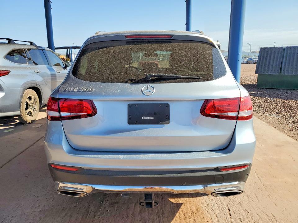 2016 MERCEDES-BENZ GLC 300 — Фото 6 из 14