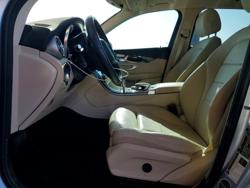 2016 MERCEDES-BENZ GLC 300 — Фото 7 из 14
