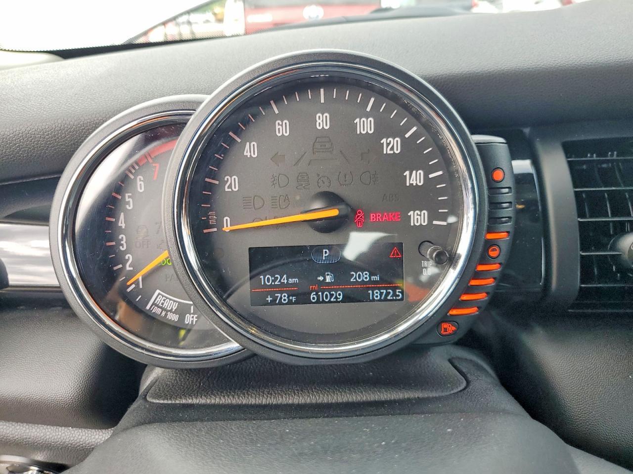 2016 MINI COOPER S — Фото 9 из 12