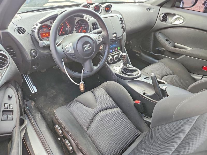 2016 NISSAN 370Z SPORT — Фото 8 из 15