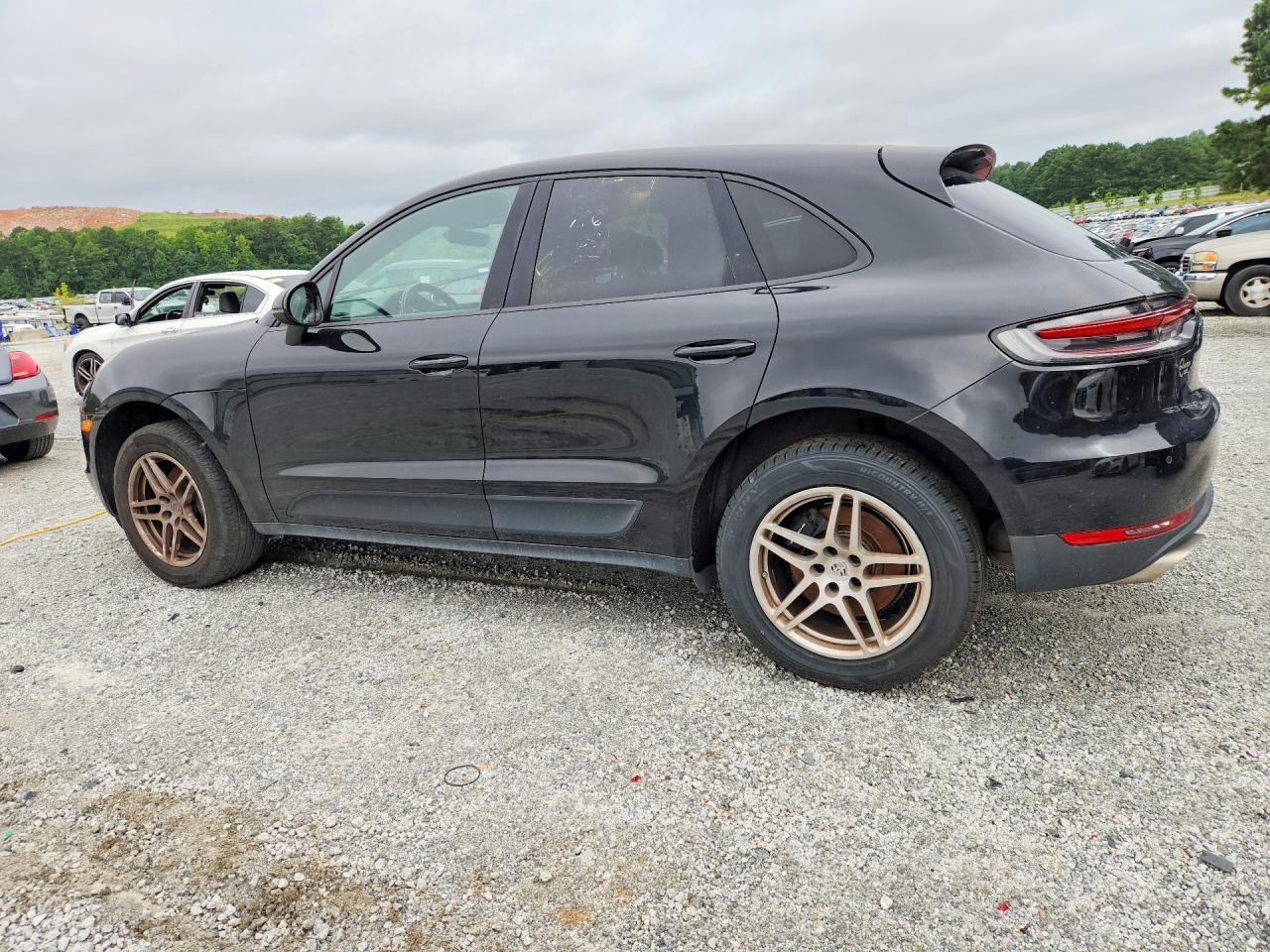 2020 PORSCHE MACAN — Фото 2 из 13
