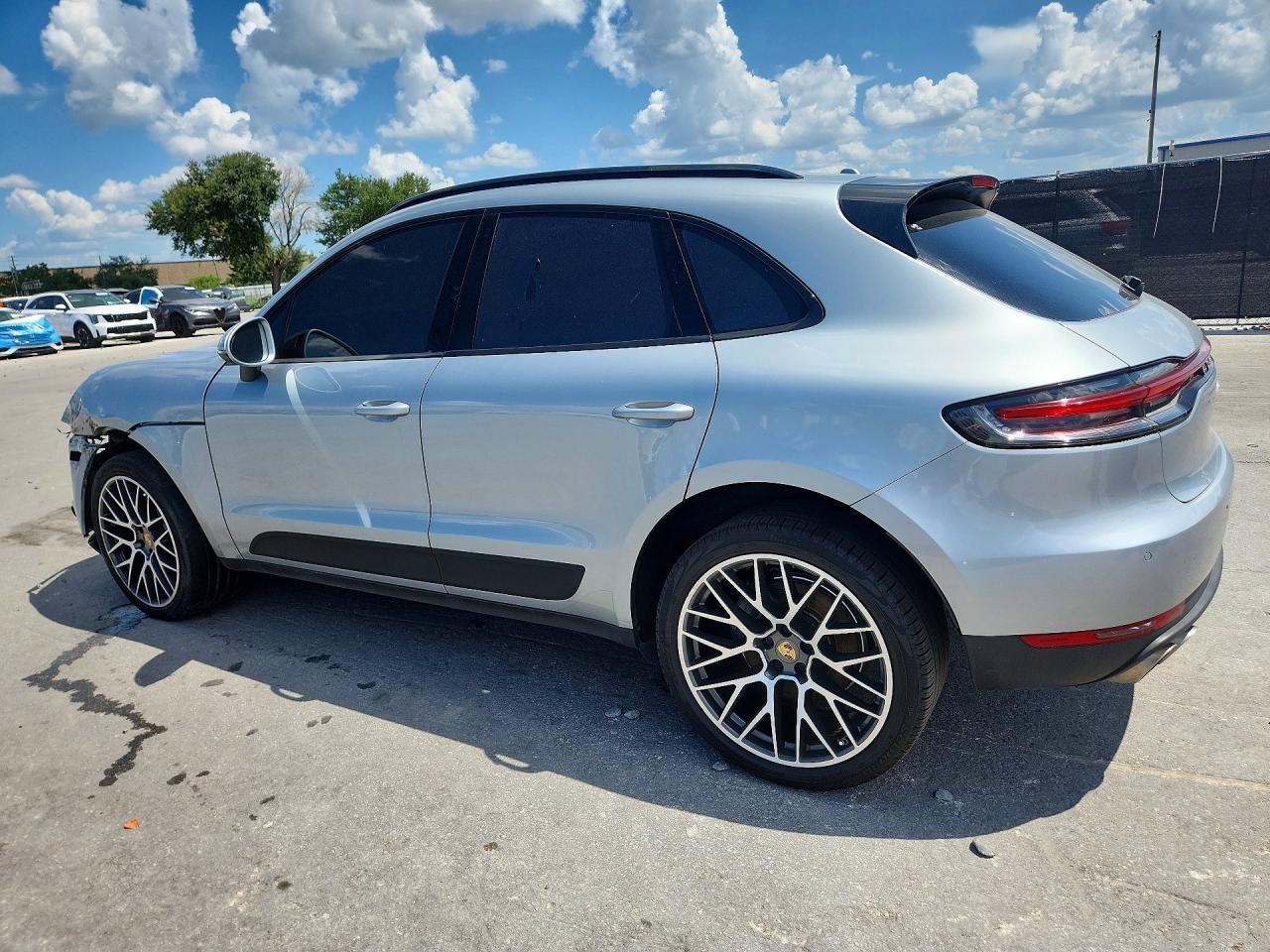 2020 PORSCHE MACAN S — Фото 2 из 13