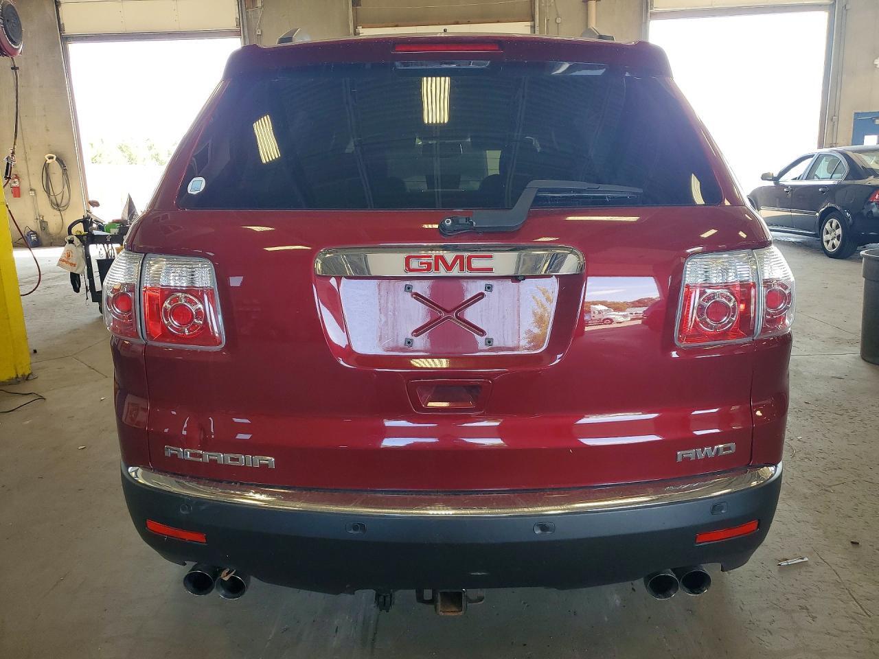 2010 GMC ACADIA SLE — Фото 6 из 13