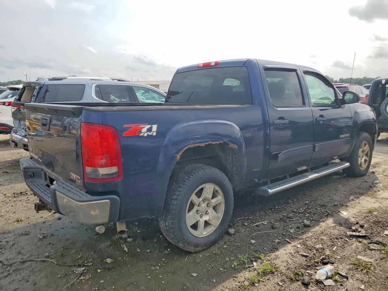 2010 GMC SIERRA K1500 SLE — Фото 3 из 12