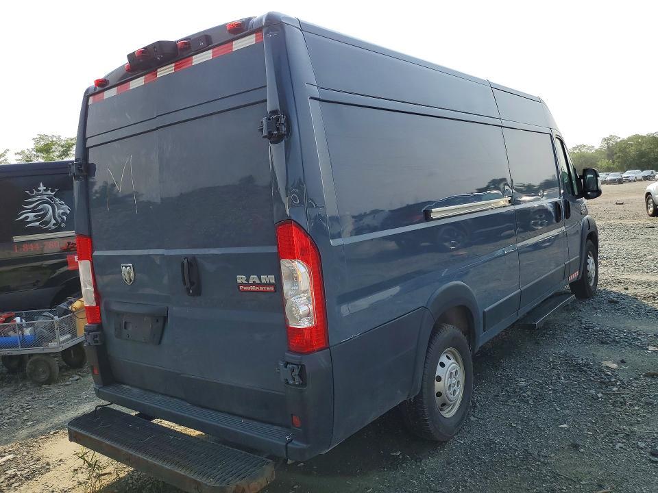 2020 RAM PROMASTER 3500 DELIVERY VAN — Фото 3 из 13