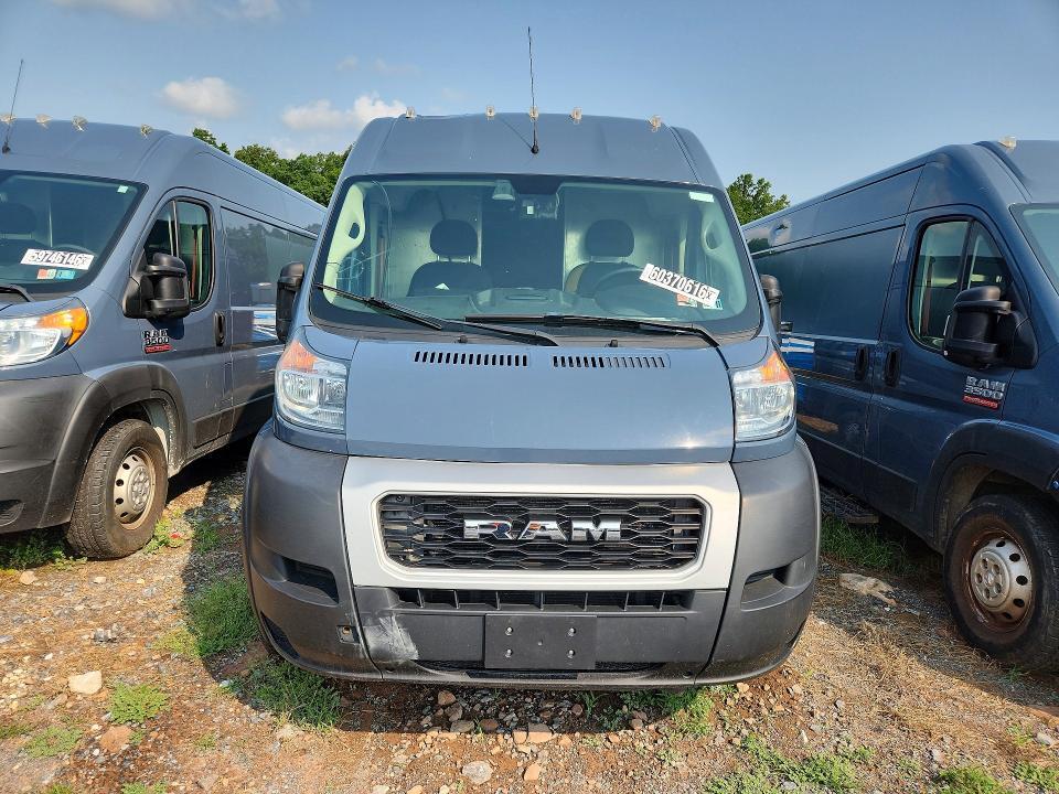2020 RAM PROMASTER 3500 DELIVERY VAN — Фото 5 из 13