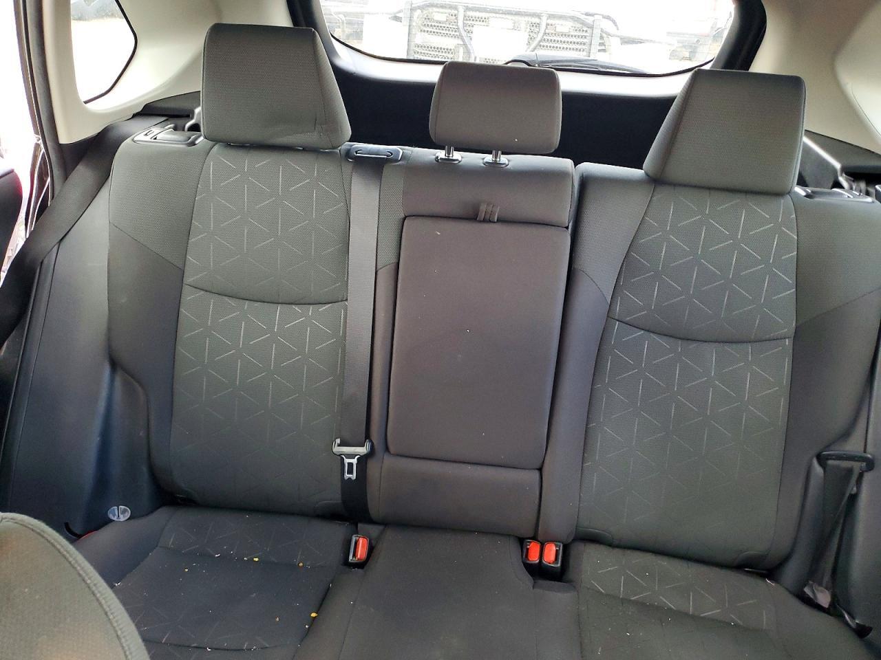 2024 TOYOTA RAV4 XLE — Фото 10 из 13