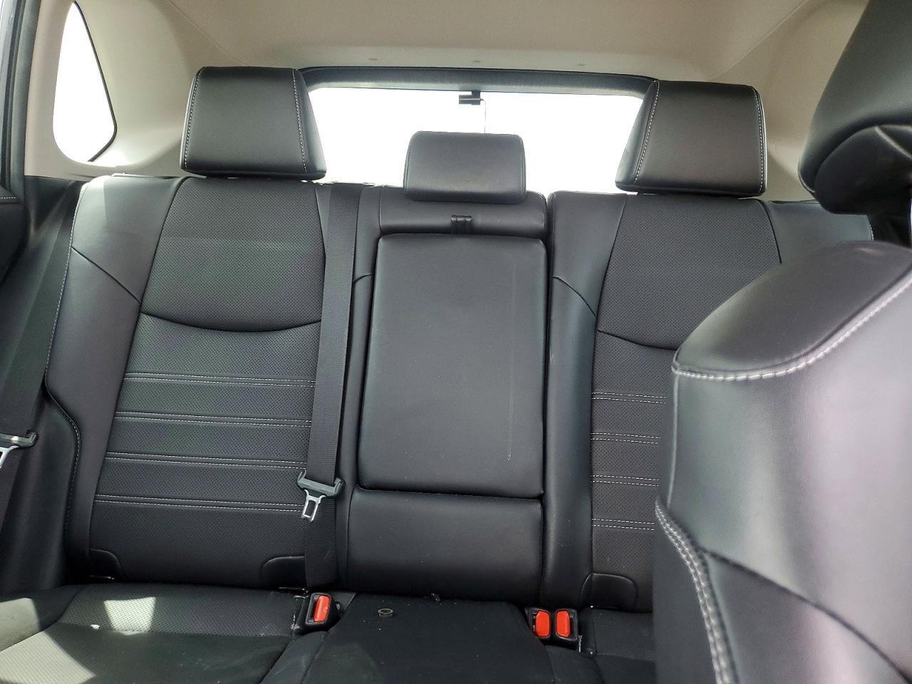 2024 TOYOTA RAV4 LIMITED — Фото 10 из 13