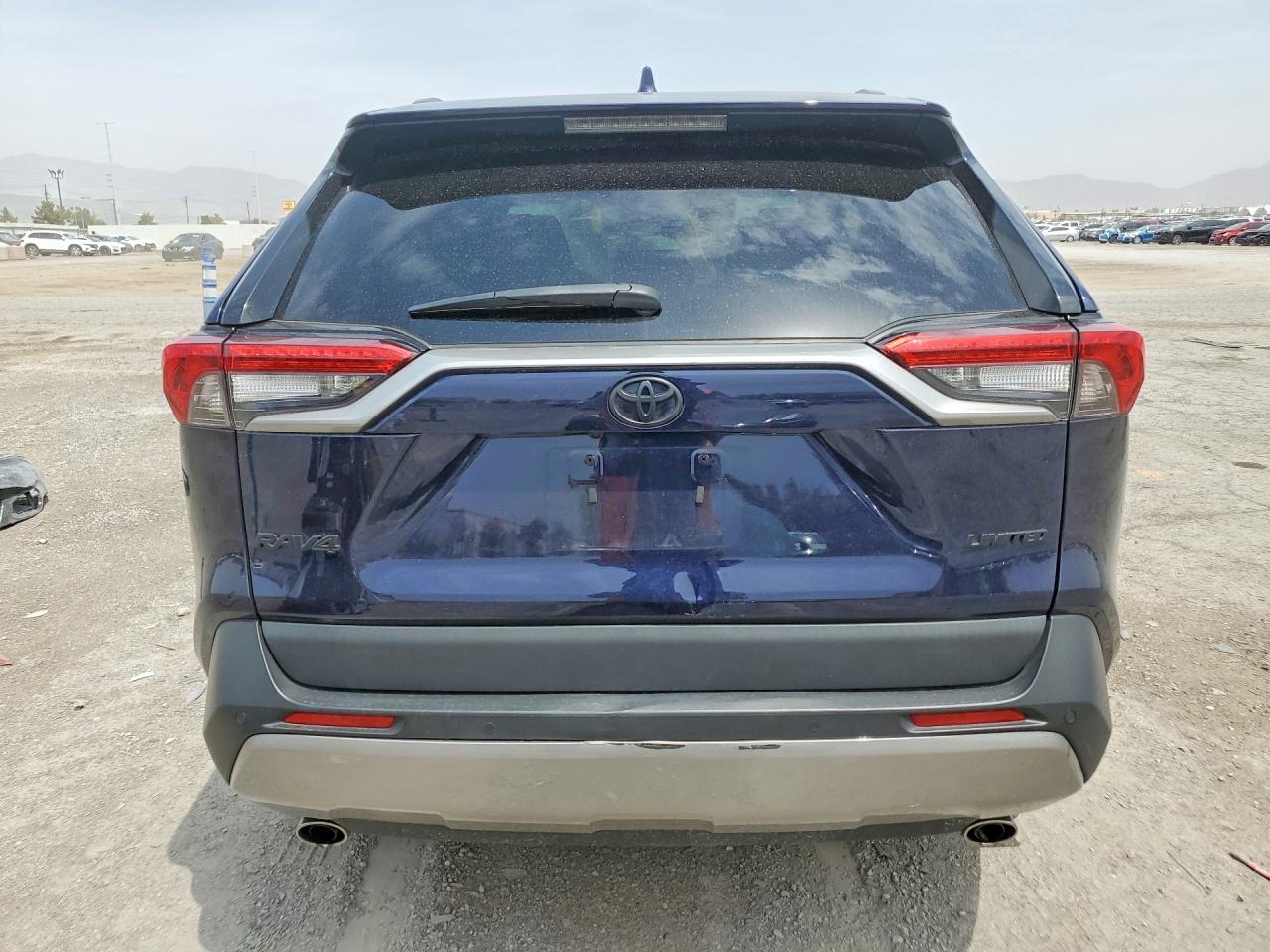 2024 TOYOTA RAV4 LIMITED — Фото 6 из 13