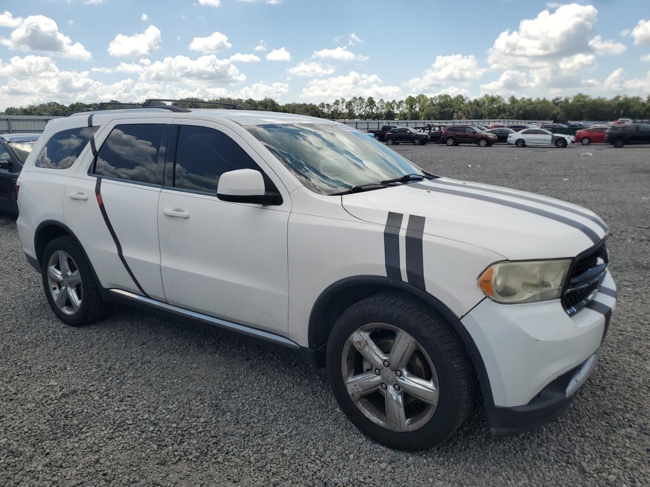 2013 DODGE DURANGO SXT — Фото 4 из 13