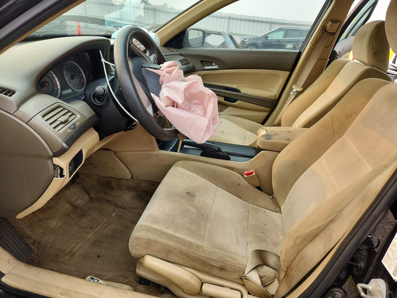 2010 HONDA ACCORD LX — Фото 7 из 12