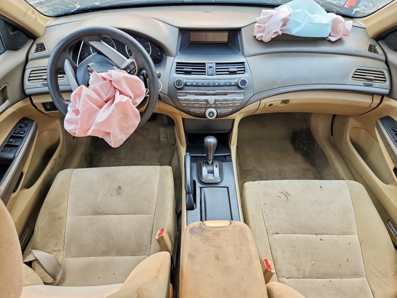 2010 HONDA ACCORD LX — Фото 8 из 12