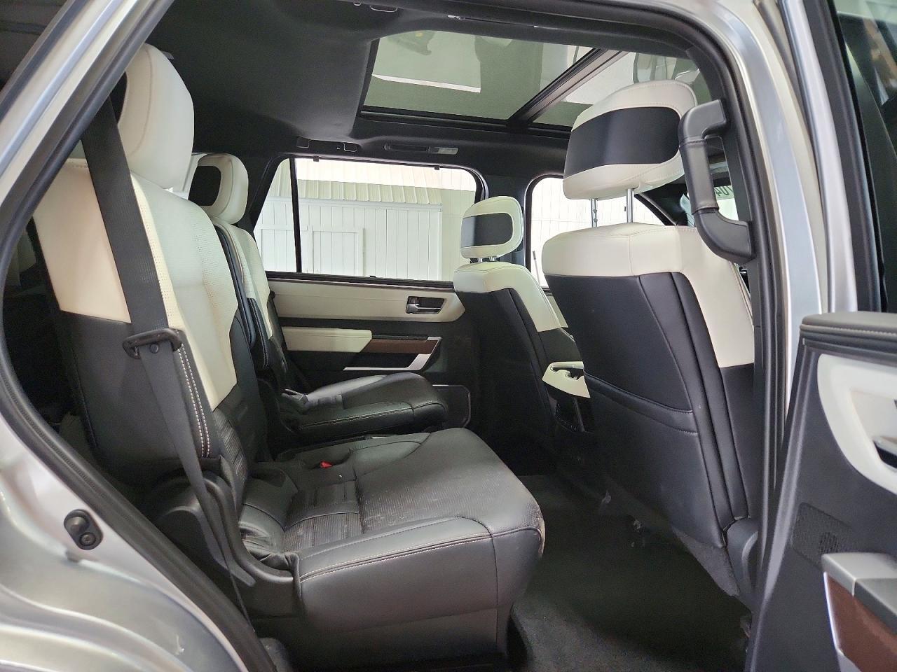 2024 TOYOTA SEQUOIA CAPSTONE — Фото 11 из 14