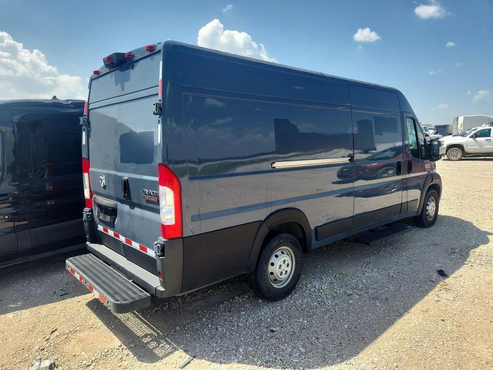 2020 RAM PROMASTER 3500 DELIVERY VAN — Фото 3 из 12