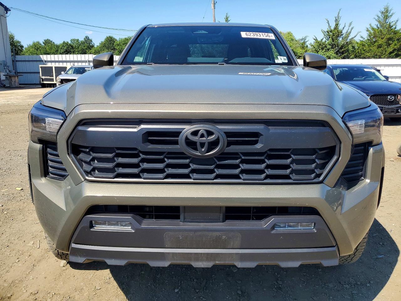 2024 TOYOTA TACOMA TRD OFF-ROAD — Фото 5 из 12