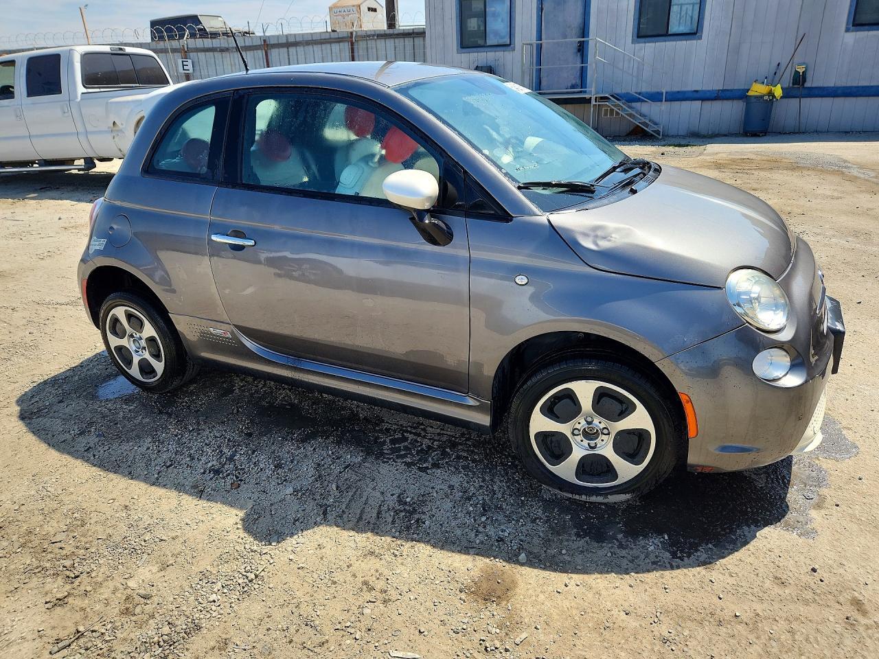 2013 FIAT 500 ELECTRIC — Фото 4 из 14