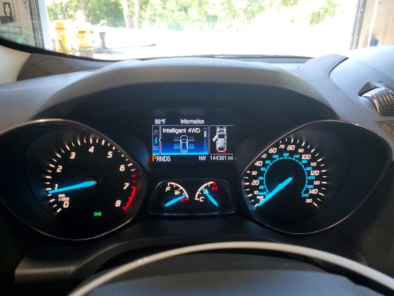2013 FORD ESCAPE TITANIUM — Фото 9 из 13