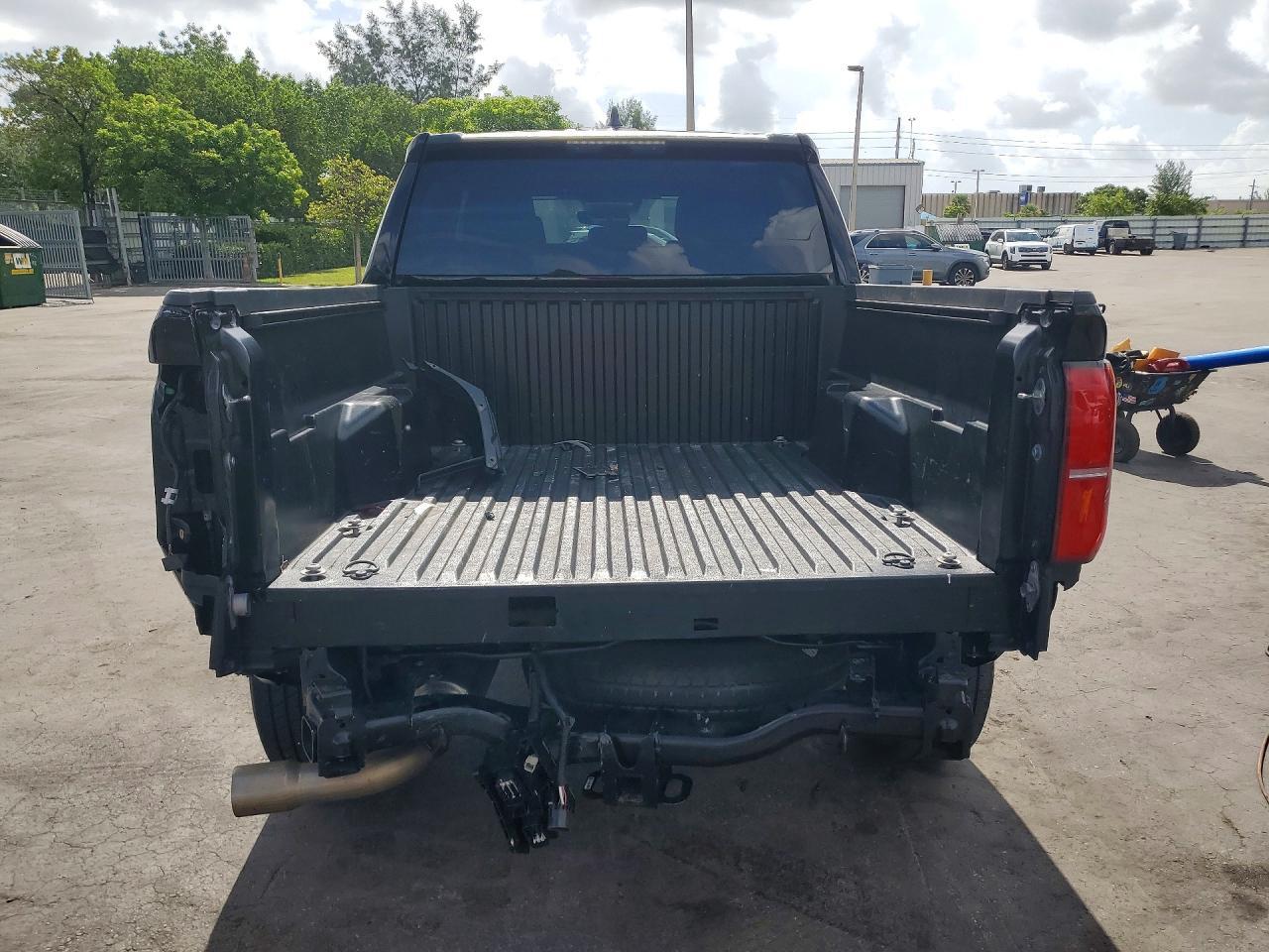 2024 TOYOTA TACOMA SR5 — Фото 6 из 12
