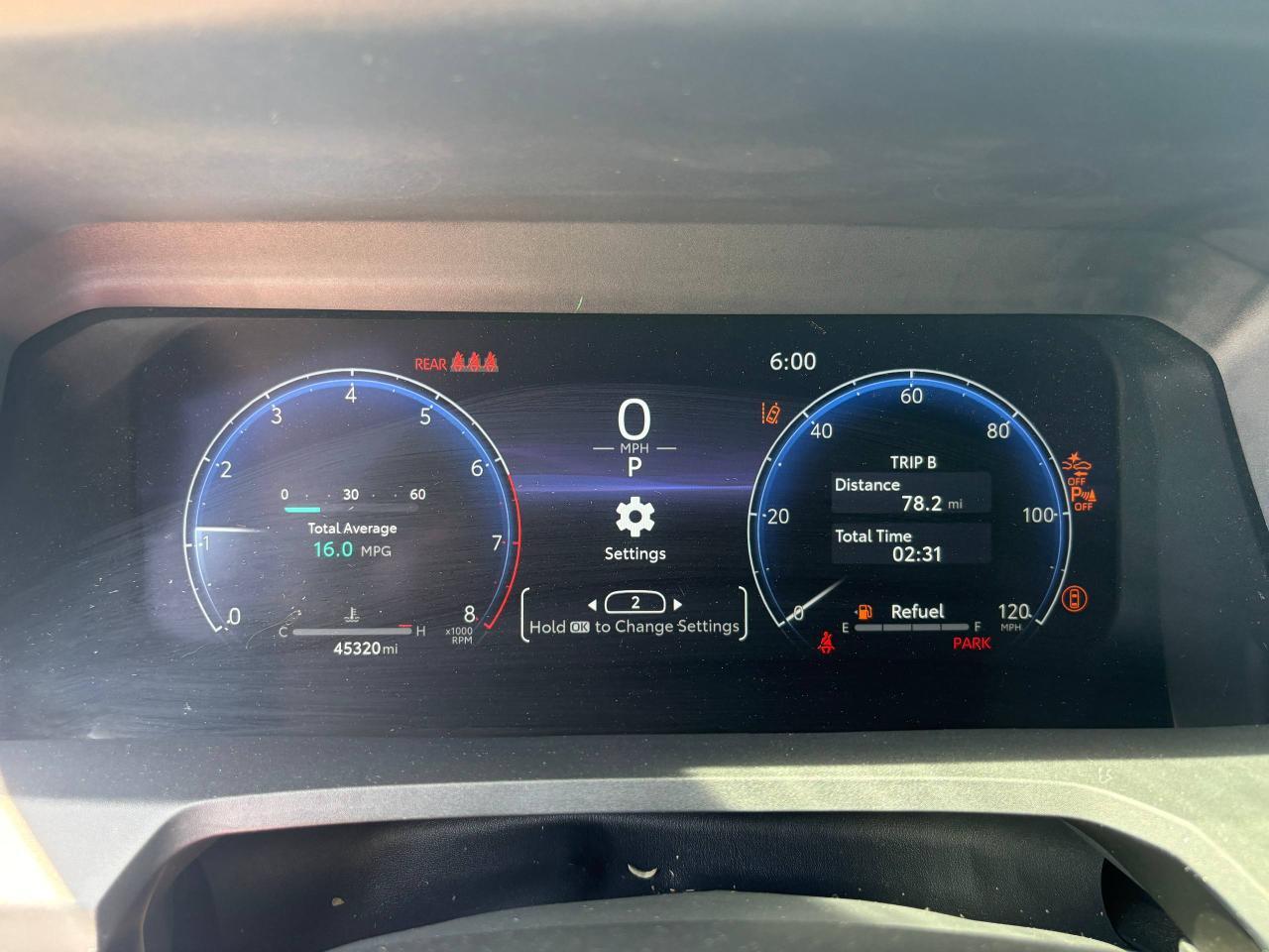 2024 TOYOTA TACOMA TRD SPORT — Фото 2 из 8