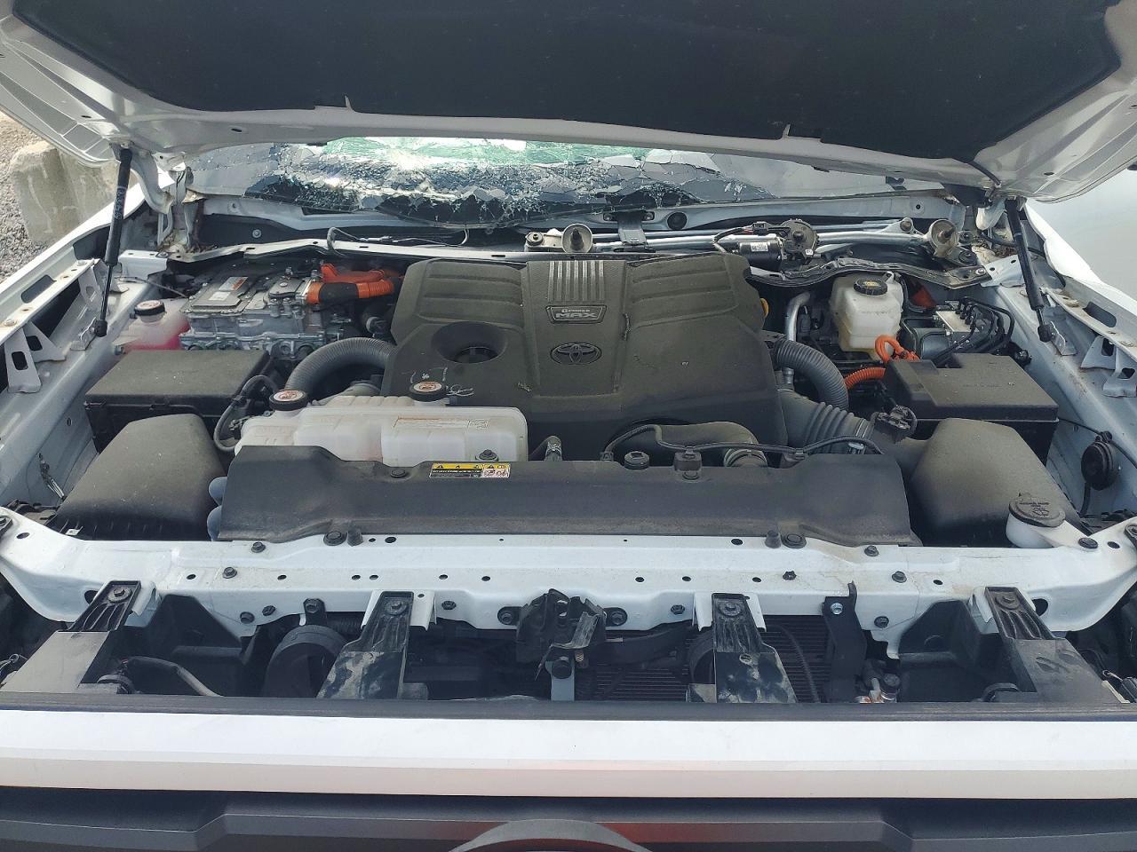 2024 TOYOTA TUNDRA LIMITED HV — Фото 11 из 12