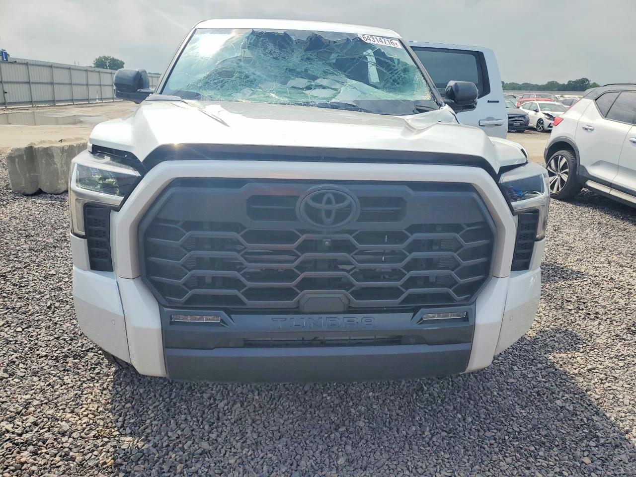 2024 TOYOTA TUNDRA LIMITED HV — Фото 5 из 12