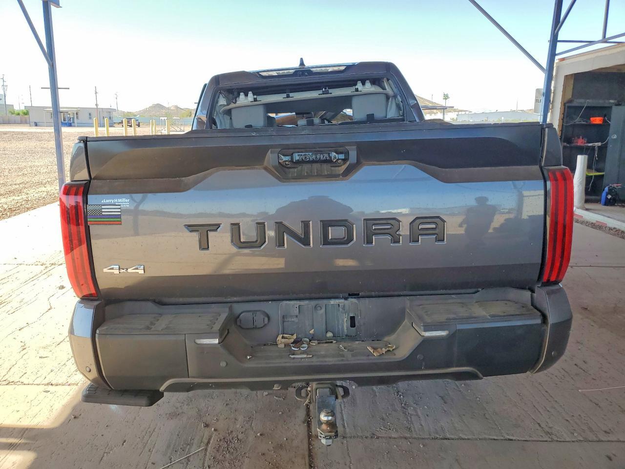 2024 TOYOTA TUNDRA SR5 — Фото 6 из 12