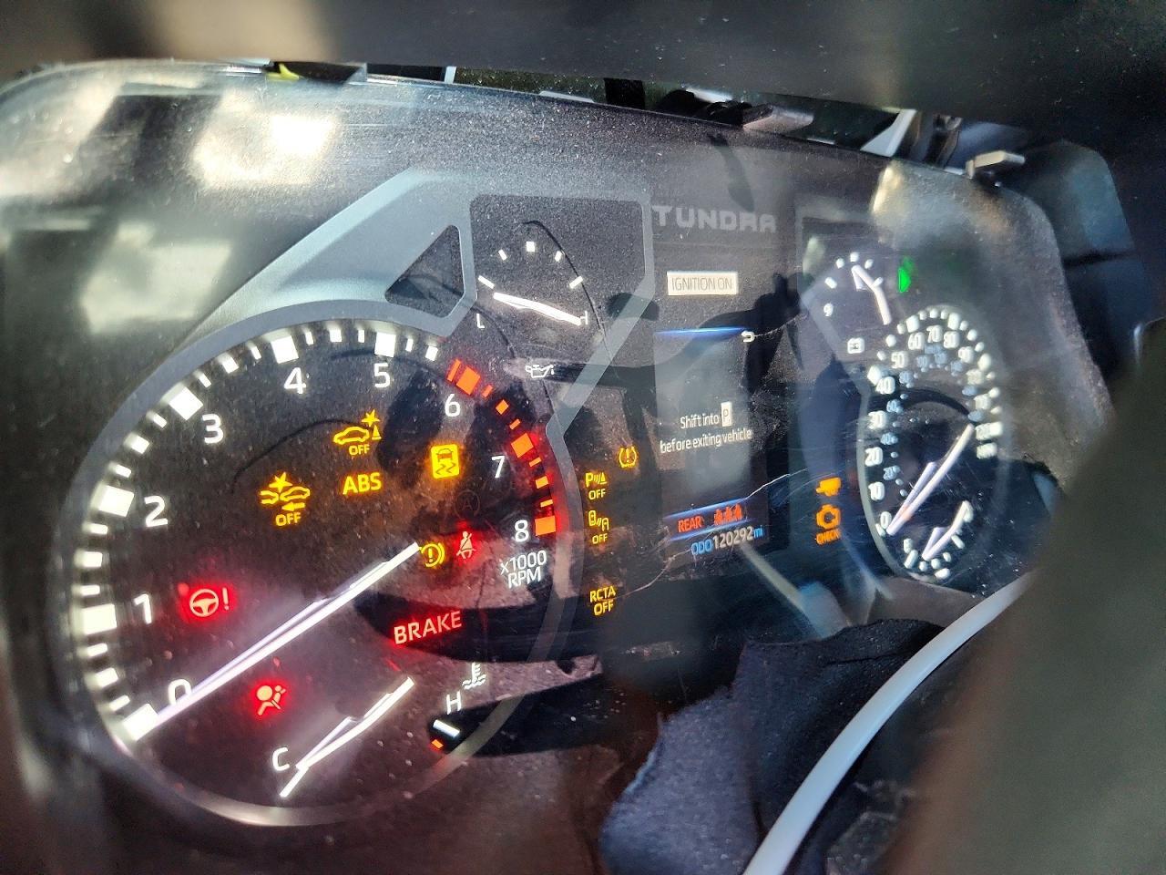 2024 TOYOTA TUNDRA SR5 — Фото 9 из 12