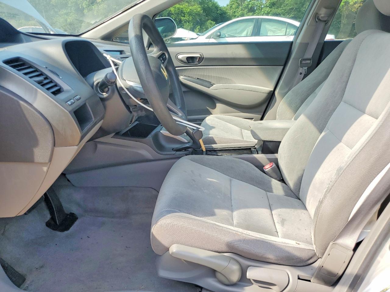 2010 HONDA CIVIC LX — Фото 7 из 13