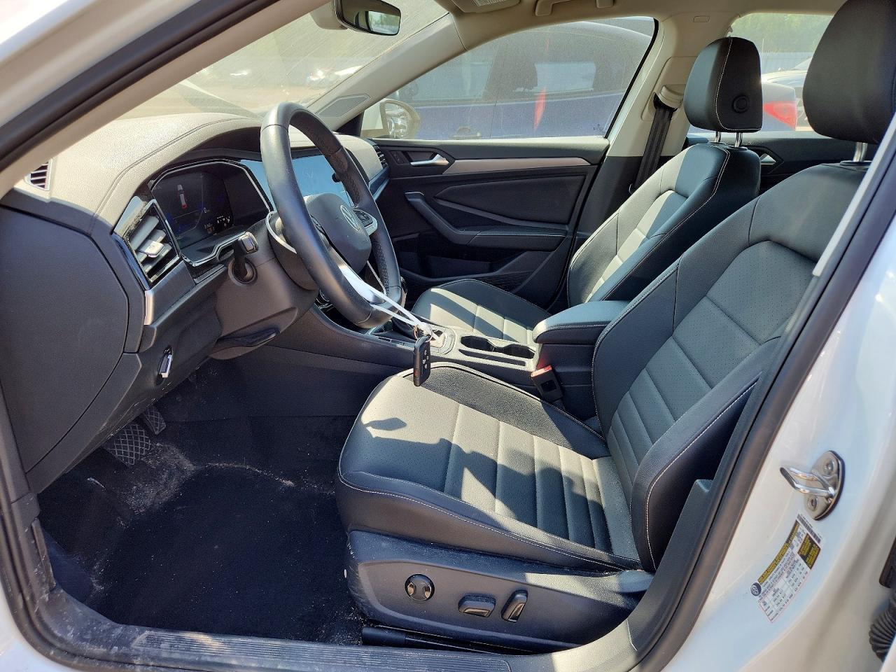 2024 VOLKSWAGEN JETTA SE — Фото 7 из 13