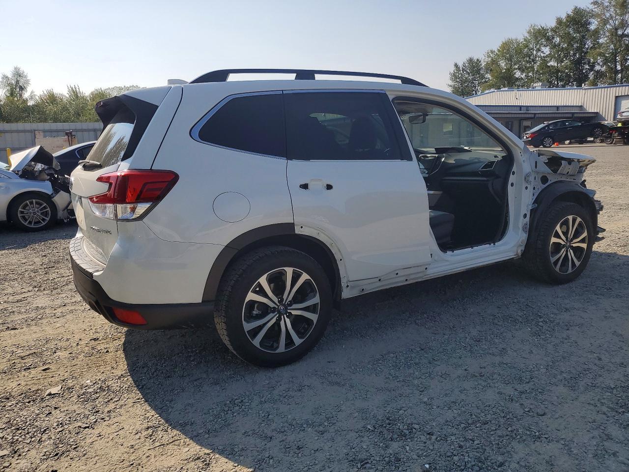2020 SUBARU FORESTER LIMITED — Фото 3 из 13
