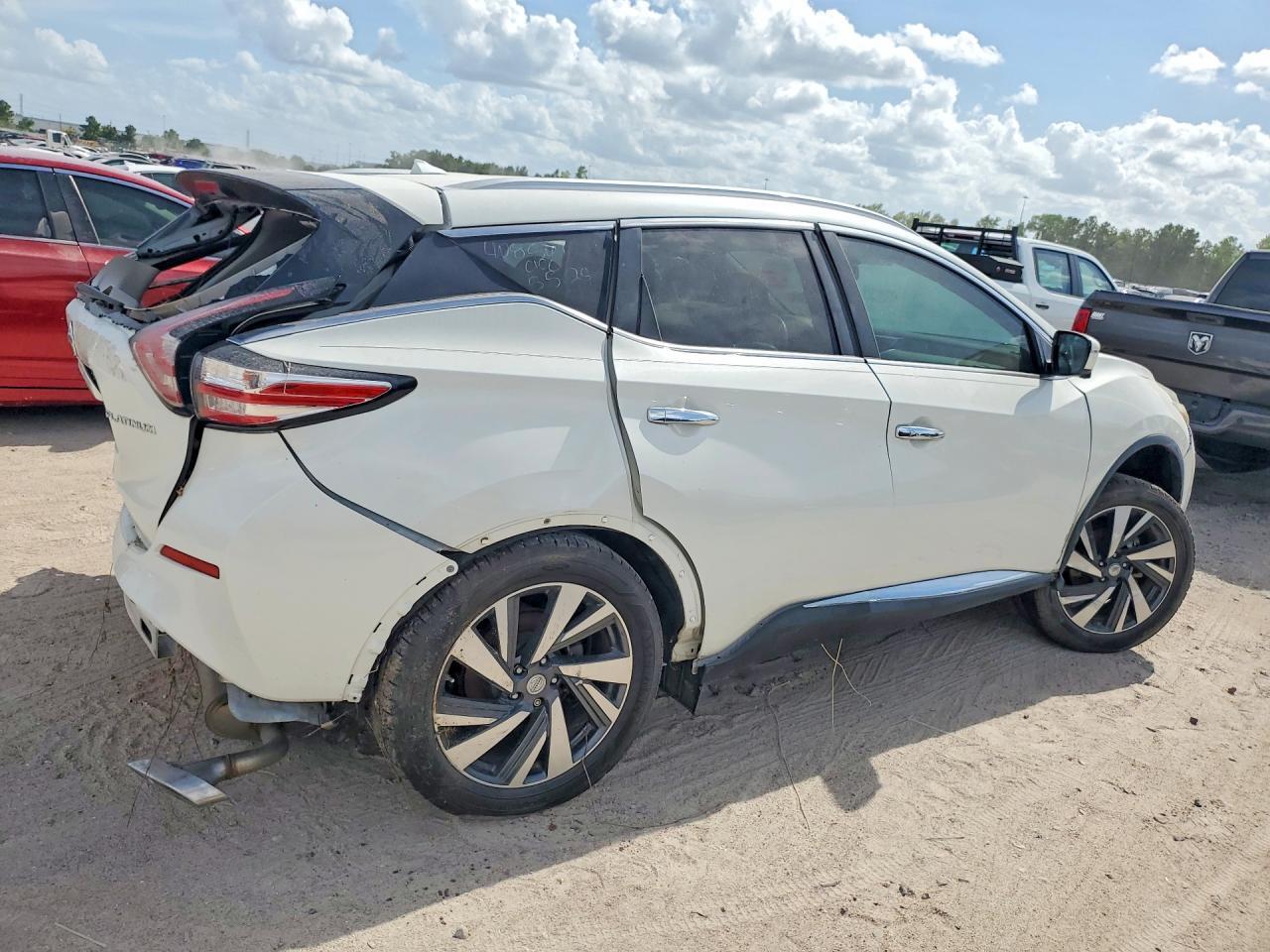 2016 NISSAN MURANO PLATINUM — Фото 3 из 13