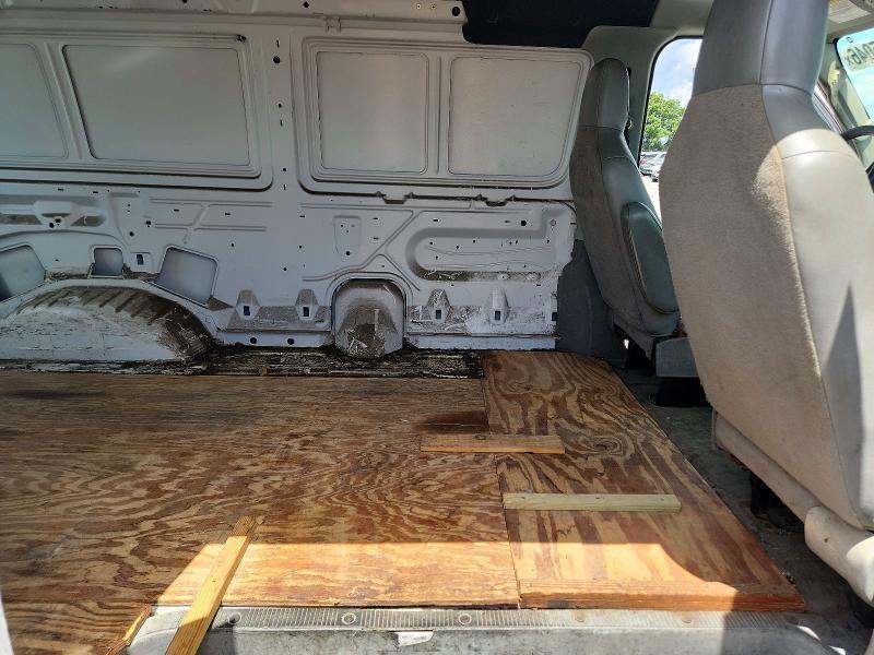 2013 FORD ECONOLINE E150 VAN — Фото 11 из 13