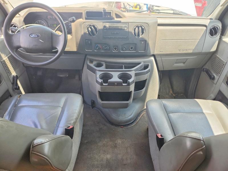 2013 FORD ECONOLINE E150 VAN — Фото 8 из 13