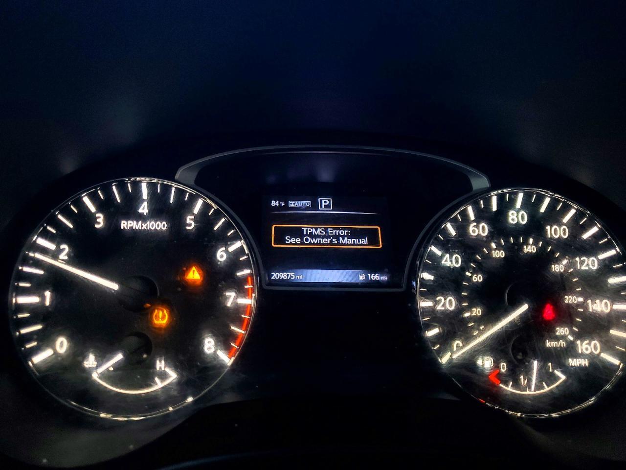 2016 NISSAN PATHFINDER SV — Фото 9 из 13