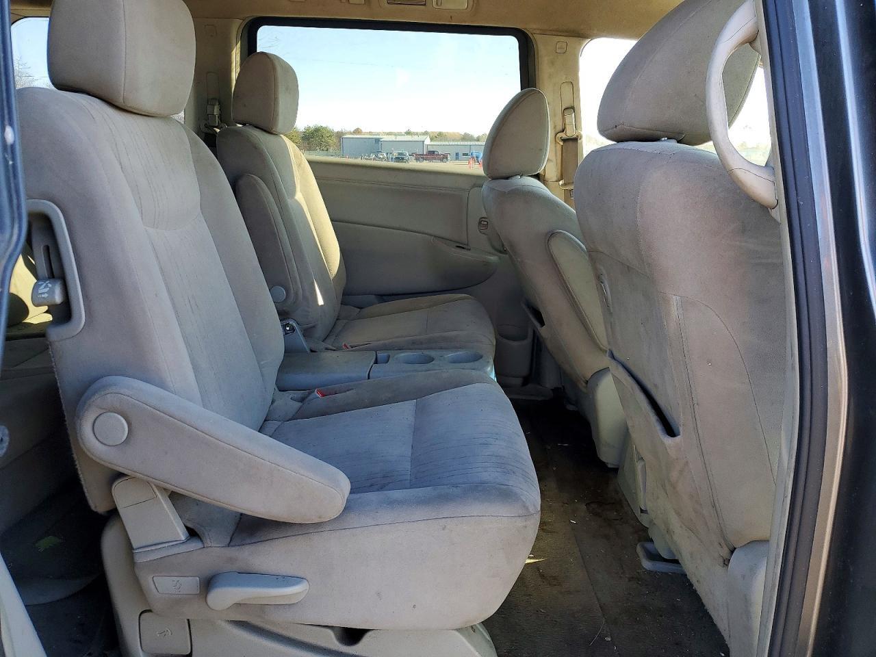 2016 NISSAN QUEST 3.5 SV — Фото 11 из 13