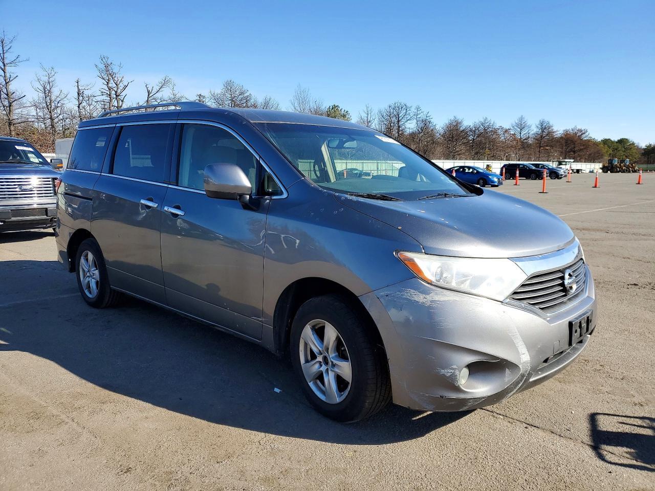 2016 NISSAN QUEST 3.5 SV — Фото 4 из 13