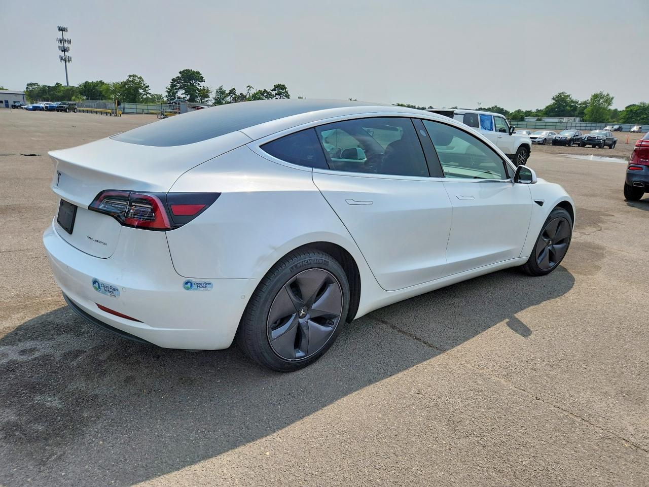 2020 TESLA MODEL 3 — Фото 3 из 12